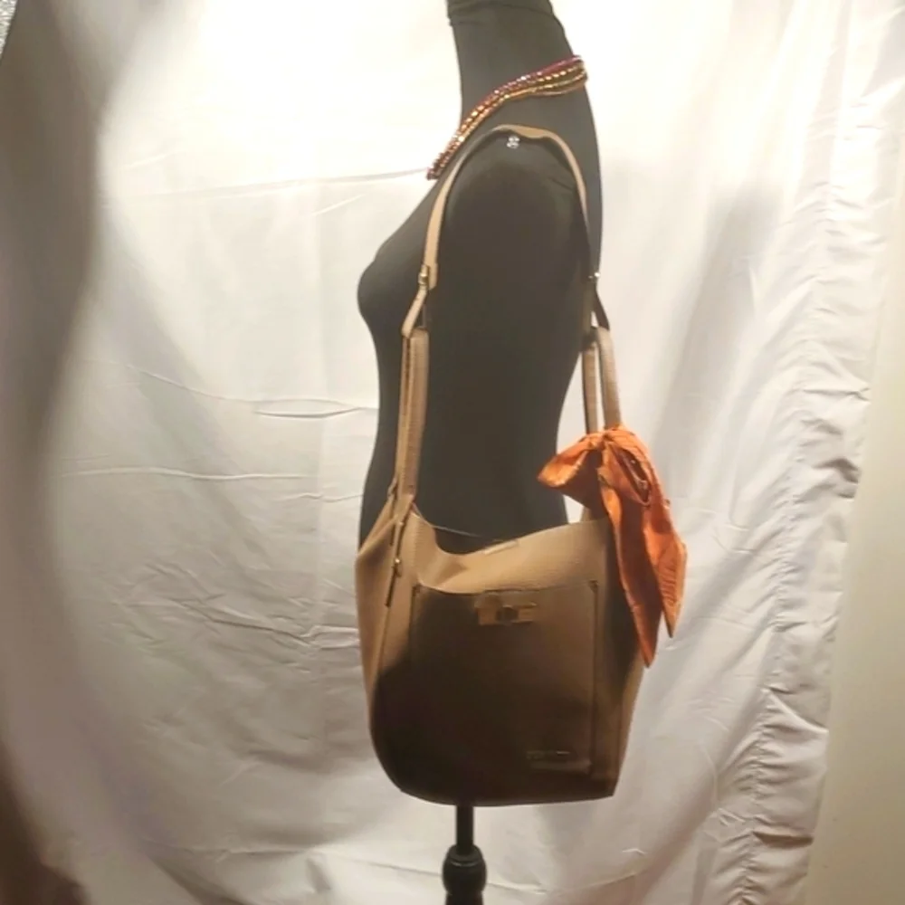 Steve Madden Taube color shoulder bag with a scarf Size Medium - Picture 6 of 13